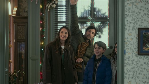 Jason Schwartzman Thinks A Popular Holiday Tradition Is Really Creepy