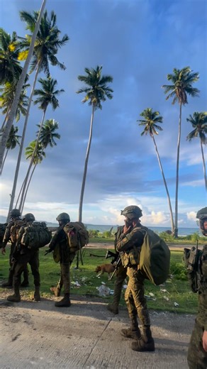 89K views · 6.5K reactions | Waving the Philippine flag is a powerful and symbol for Filipino soldiers,representing patriotism, valor, victory, and the resilience of the nation. Remembrance and Honor as a reminder of the sacrifices made by ancestors and fellow soldiers for the country's freedom and sovereignty. | Cinematic Sultan | Facebook