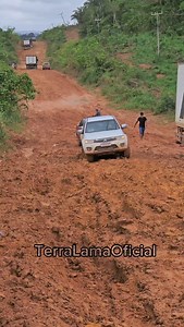 TRITON E RESPEITADA SE TA DOIDO 🔥 BR 230 TRANSAMAZÔNICA URUARÁ-PA #tranzamazônica #lama #atoleiro #terralama #triton #brutas #camionete | Terra Lama