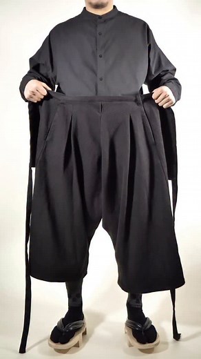 PF Outfit 11-20-2025 ⚫️⚫️ Jacket: Tsumu-Samurai-Black Shirt: Mei-Black Pants: Douhiki-Sashiko-Black Waistband: Haki-Black Rope: Tsuna-Black Sandals: Kuniyoshi Geta-Black #prospectiveflow #mutsubypf #pfoutfit #japanesedesigner | Prospective Flow 2nd | Facebook