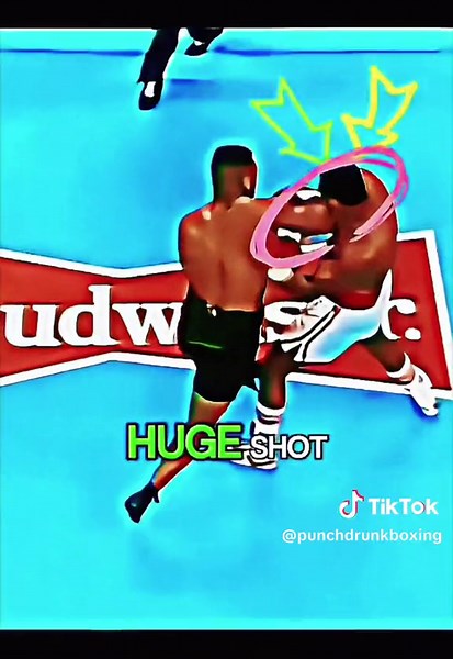 How genius boxers trick fighters-technical breakdown 🤯 #boxing #boxingtraining #boxingtechnique #boxingfan #boxingedit #boxing🥊 #boxingfundamentals #americanboxing #counterpuncher🥊 #boxingclips #boxinghighlights #boxingbreakdown #knockouts #miketyson #floydmayweather #jakepaul