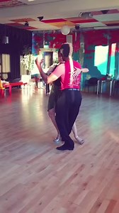 Develop different types of movement to improve musical performance. Con Silvina Tse #tangoargentino #tangocuba #lezionedimusicalità | Julio Alvarez Tango