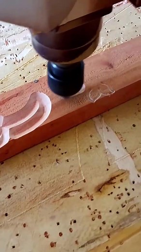 2.4K views | Fast CNC router machine for wood carving #wood | Camila Wood Art | Facebook