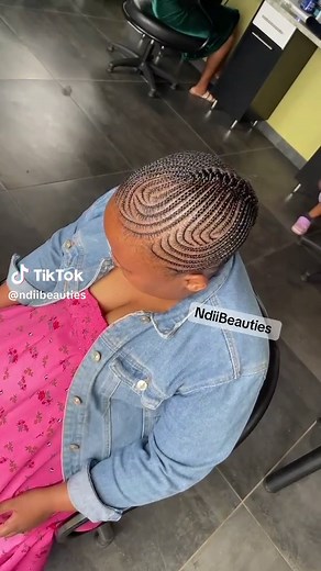 Freehand Hair Styling with Snoop: Trendy Natural Hairstyle Tutorial