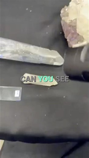 Quartz vs. Calcite: Black Light Experiment Revealed!