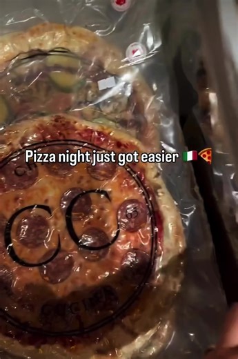 PIZZA IS HERE at BACCO MARKET! 🍕 Fresh, hot, Italian-style made with love… just like in Italia 🇮🇹 Perfect for lunch, a quick bite, or a cozy dinner. Come try it 😍🔥 #pizza #pizzalover #toronto #fypシ゚viral #fyp