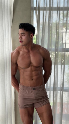 Backstage Photo Shoot with Musculo Model Mr. Junior