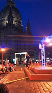 Schritt für Schritt ins Paradies beim Palais Sommer in Dresden .... mit Magdalena Ganter. 😊 www.palaissommer.de/programm | Palais Sommer