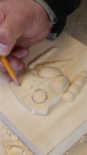 Cute spider. Wood carving, pyrography. #woodworking #woodcarving