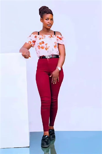 Uwiduhaye Alice❤️💞 (@uwiduhaye.alice72)’s videos with original sound - Lyrical geek