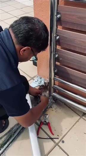 Stainless Steel Gate Repairing & Autogate Installation done Job atKampung Tasik Permai