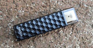 Review: SanDisk's new Connect Wireless Stick is one of the easiest ways to expand your iPhone's storage