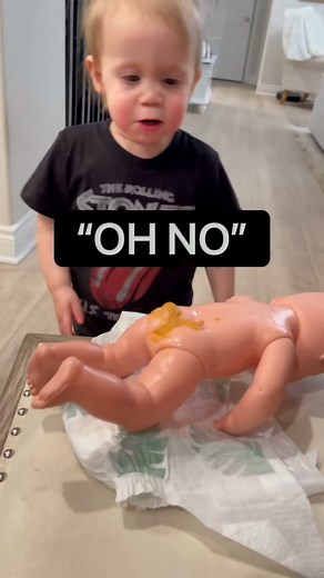 Ella changing a poopie diaper is hilarious 🤣 #mybabygirl #babydiapers #diaperchange #mademyday #poopie #reels | Emily Fauver