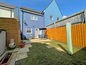 New Instruction - Manadon - £215,000 This well-presented...