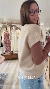 Latte v-neck short sleeve sweater