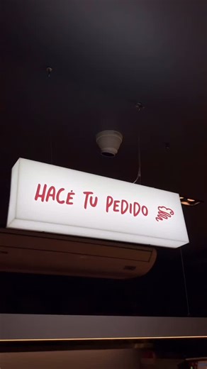 Kalis Pizza 🍕 on Instagram: "Experiencia Kalis: Simple, rápido y delicioso 🍕🍦 ¡Te esperamos!"
