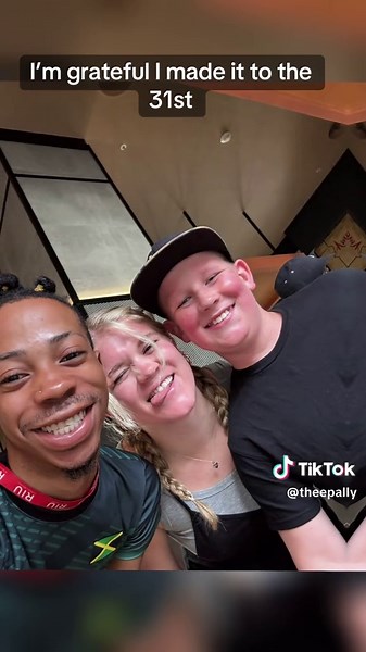 Mulaney's Hilarious Take on Trump and Love