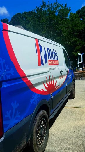 Out with the old, in with the Trane! Our team tackled a system changeout, upgrading to a 2.5 Ton 14.3 SEER2 Trane A/C system and a 4 Ton 15 SEER Trane gas pack. Another smooth install by the pros at Rich’s Heating and Air! #TraneComfort #SystemUpgrade #RichsHeatingAndAir #HVACPros | Rich’s Heating & Air | Facebook