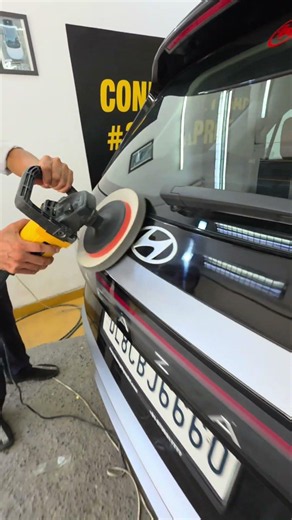 Black Hyundai Alcazar Paint Protection Film Ppf #connaughtcare #shortsindia #ppffilm #ppf #hyundai