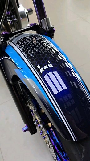 Proshine Autodetailing on Instagram: ". YAMAHA RX KING Paint Coating Progress . #YamahaRXking #CoatingYamahaRXking #proshineautodetailing #autodetailingpontianak #salonmobilpontianak #premiumdetailing #premiumwash #diamondcoating #premiumcoating #profesionaldetailing"