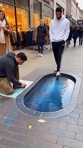 You won’t believe your eyes! 😱 This 3D street art illusion looks so real that people actually fall for it! 🎨💦 Pure creativity, pure reaction, pure fun 😂 👉 Would you fall for this prank? ❤️ Like | 🔁 Share | ➕ Follow for more amazing illusion #streetart #newyear #merrychristmas #christmaseve #3DArt #OpticalIllusion #ViralReels #FBReels | Art Vibe