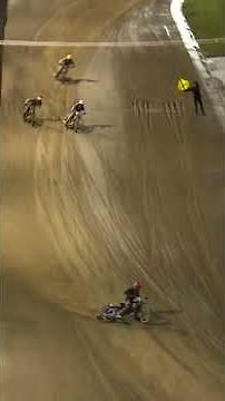 Finding that perfect drive! 💨 | FIM Speedway Grand Prix