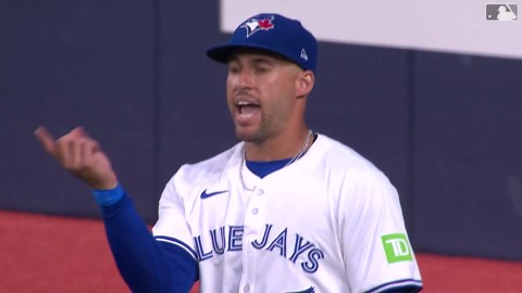 George Springer atrapa de un salto