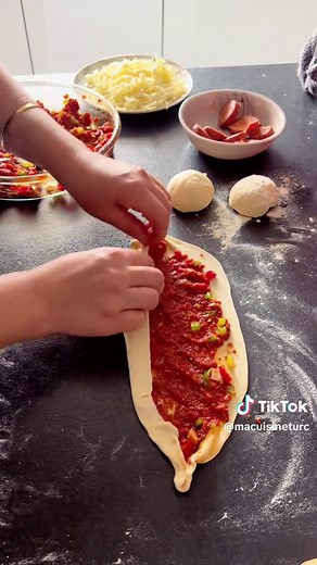 Authentic Turkish Pide Recipe: Easy & Delicious!