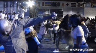 🙌🏾🔥Tye Tribbett “GO CRAZY” PRAISE BREAK!!!🔥🙌🏾 on Make a GIF