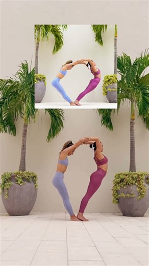 Trust is essential in partner yoga poses🫶🏽