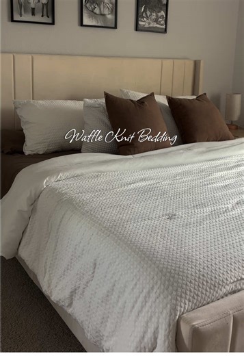 Literally the most cozy bedding I own ☁️✨ #roomdecor #bedroom #bedding #fyp