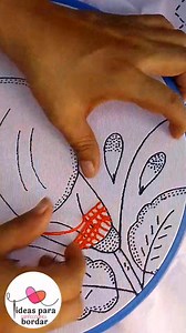 Bordar una flor alcatraz o cartucho | Ideas Para Bordar