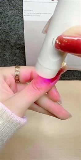 Luxury Gradient Red Nail Stickers 💅✨ | Easy Press-On Nails with Golden Line Art