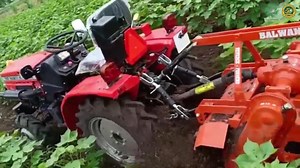 6.2K views · 186 reactions | Take a look at this demo to understand the remote control operation of the rotavator attached to a VST Shakti Tractor! Message us to know more about the driverless operation using the remote control unit! | V.S.T Tillers Tractors Limited | Facebook