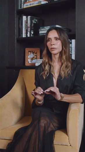 Victoria Beckham Beauty on Instagram: "A lash wardrobe, designed with intention. Our Founder and Creative Director @VictoriaBeckham creates mascaras the same way she approaches fashion — by offering distinct options for different moods and moments. Future Lash delivers a fresh, youthful, fluttery effect with refined definition, while Vast Lash is unapologetically bold, building thick, dramatic volume in a single swipe for maximum impact. Discover Future Lash and Vast Lash at VictoriaBeckhamBeaut