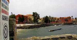 Senegal's Goree Island attracts tourists and their plastic pollution | Africanews