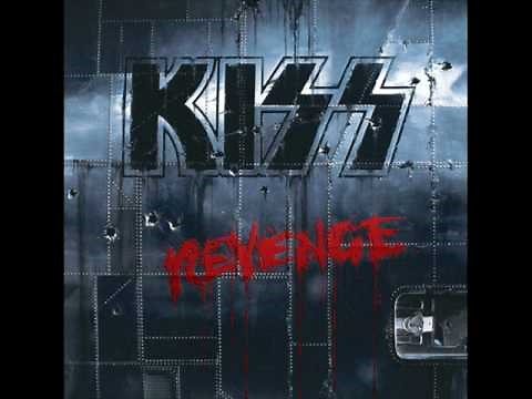 Kiss - Domino