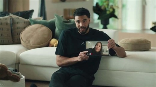 AT&T Wireless TV Spot, 'First Dunk' Featuring Jayson Tatum, Arturo Castro
