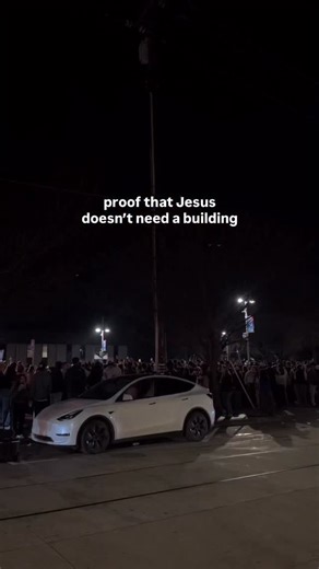 1000 of us worshiped in the parking lot 🤯 No venue, no problem!!!! Sacramento gave Jesus all the glory!!! All the honor!! And all the praise!! Who was there for this moment?! | Elevation Rhythm