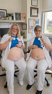 🏥 To sundhedsfaglige fra Rigshospitalet deler deres historie „Vi brugte vores dage på at passe på andre – men vi havde næsten glemt at passe på os selv.” Vi er to sundhedsfaglige medarbejdere, der arbejder på Rigshospitalet i København. I årevis har vores hverdag foregået i hjertet af hospitalet: lange dage, et højt tempo, konstant ansvar og patienter, som vi følger gennem svære tider. Vores engagement i andre har altid været en selvfølge. Men uden overhovedet at tænke over det, holdt vi op med