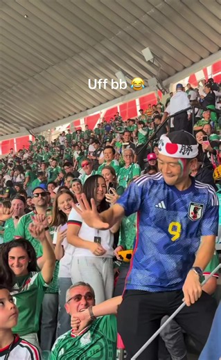 Aficionado Japonés se roba la atención de todos bailando la Chona en la Inaguracion de mundial 2026 #baile #chona #mundial2026 #tendencias #inaguracion