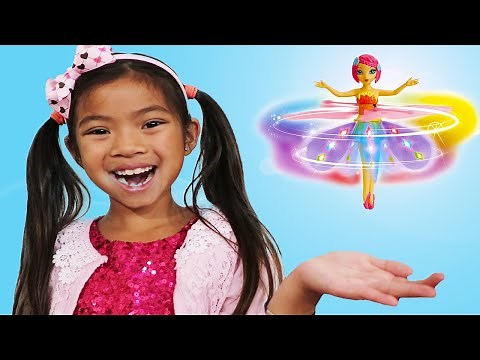 Emma Pretend Play con Hada Voladora Flying Flutterbye Fairy | Juguetes para niñas