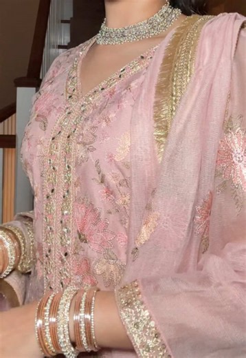 Dholki Night Outfit Ideas for Pakistani Weddings