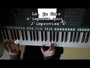 4 + 3 accords simples pour débuter au synthé. Jouer à 2 mains, facile.