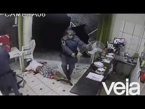 Brazilian cops shoot robbers