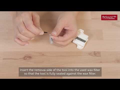 Remove and insert GN Wax Filters in RIE hearing aids