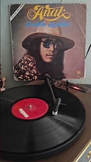 Alaala By Freddie Aguilar ( From The 1978 LP "Anak) 1978 Sunshine Records Philippines 🇵🇭