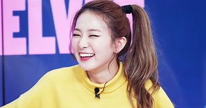 Red Velvet's Seulgi Is Stealing Everyone's Hearts With Her Enchanting Eye Smile