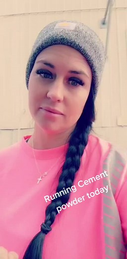 Cement Powder Transport with Peterbilt Trucks