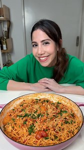 There’s something about angel hair with seafood sauce that I just really love! It’s light, delicate, and soaks up all the flavors perfectly. This Angel Hair Crab & Chopped Prawns in @barilla’s Arrabbiata sauce is spicy, garlicky, and packed with fresh seafood goodness. Made with @barilla Angel Hair, which has a low GI, it’s a great meal option for Ramadan, it keeps you full longer while still giving you that perfect pasta fix. So simple yet so satisfying, you have to try this! Recipe in caption 
